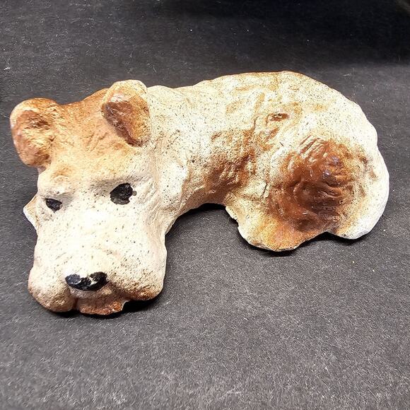 Vintage Chalkware Airdale Terrier Plaster Westie Scottie Dog Lying Down Figurine - Picture 1 of 8